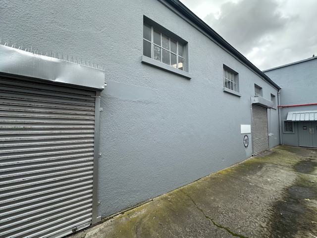 To Let commercial Property for Rent in Maitland Western Cape